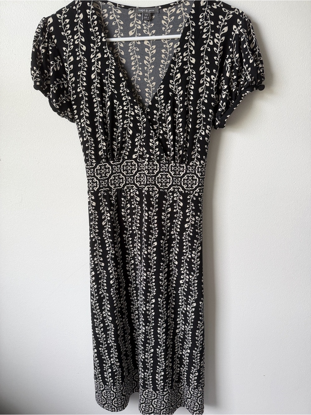 Apt. 9 Black and White Vine-Print Midi Dress